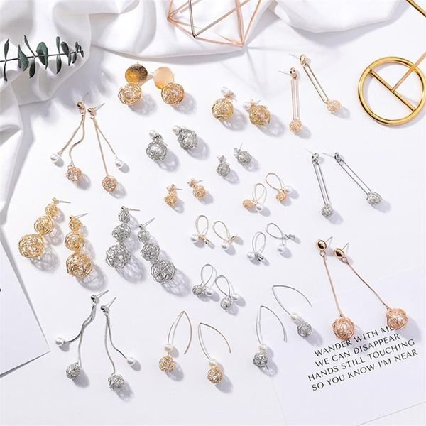 stud 3* fashion metal winding line simulation pearl pendant statement earrings handmade hollow ball geometric design women, Golden;silver
stud 3* fashion metal winding line simulation pearl pendant statement earrings handmade hollow ball geometric design women, Golden;silver