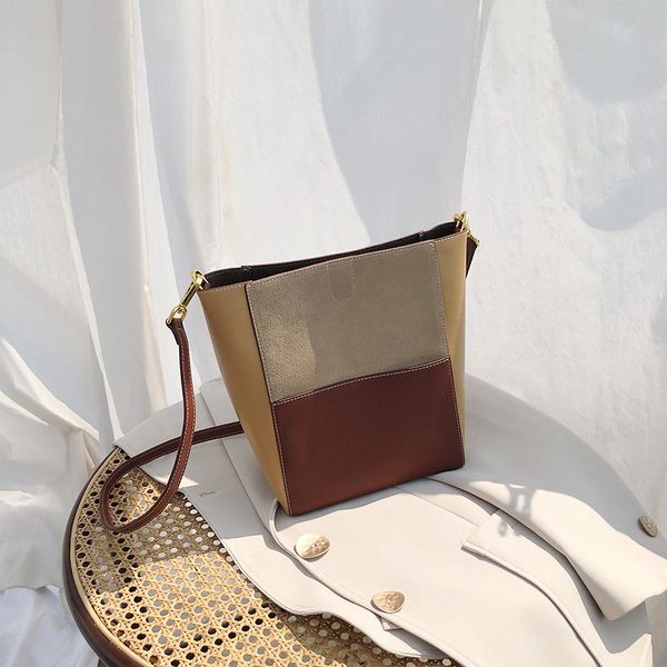 fashion picture mother bags cowhide rhombus chain lock sunflower one-shoulder messenger bag 0411-1
fashion picture mother bags cowhide rhombus chain lock sunflower one-shoulder messenger bag 0411-1