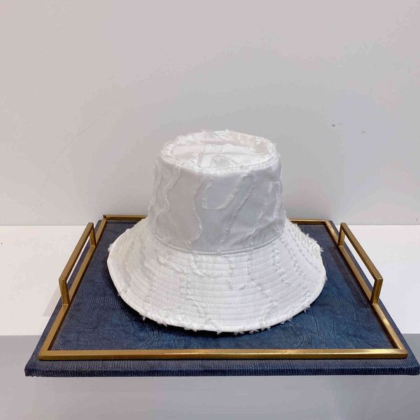 d family ~ correct version 2021 spring and summer new cut flower big brim fisherman hat fashion simple fairy foreign style
d family ~ correct version 2021 spring and summer new cut flower big brim fisherman hat fashion simple fairy foreign style