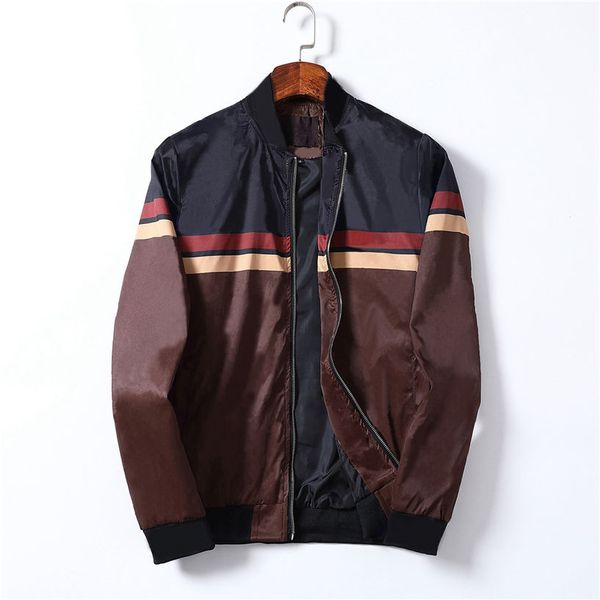 classical designer mens outerwear jackets ski windbreaker coats winter zipper hip hop running sports letter print long sleeve coat men cloth, Black;brown
classical designer mens outerwear jackets ski windbreaker coats winter zipper hip hop running sports letter print long sleeve coat men cloth, Black;brown