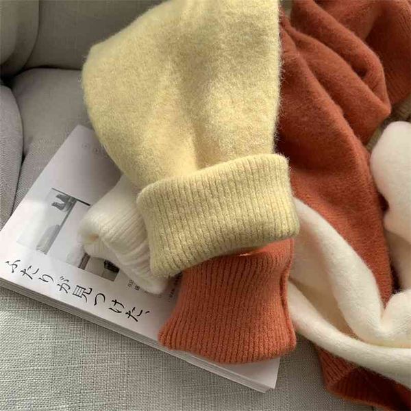 light yellow round neck soft sweater pure color pullover women's soft loose outer 210529, White
light yellow round neck soft sweater pure color pullover women's soft loose outer 210529, White