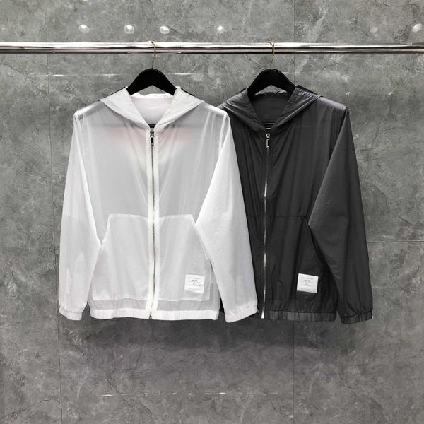 men's jackets 2021 fashion brand jacket men solid summer uv sun-protective outdoor coat loose thin casual hooded skin windbreaker, Black;brown
men's jackets 2021 fashion brand jacket men solid summer uv sun-protective outdoor coat loose thin casual hooded skin windbreaker, Black;brown