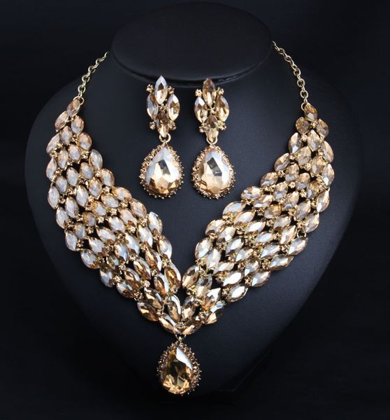 crystal necklace earring set dress dinner bride exaggerated female accessories, Silver
crystal necklace earring set dress dinner bride exaggerated female accessories, Silver