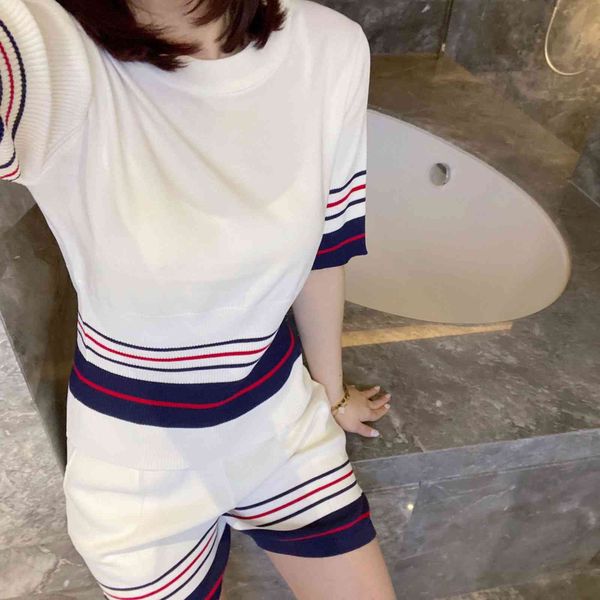 2021tb spring and summer new knitted ice hemp color stripe slim round neck short sleeve + high waist shorts set fashion, Gray
2021tb spring and summer new knitted ice hemp color stripe slim round neck short sleeve + high waist shorts set fashion, Gray