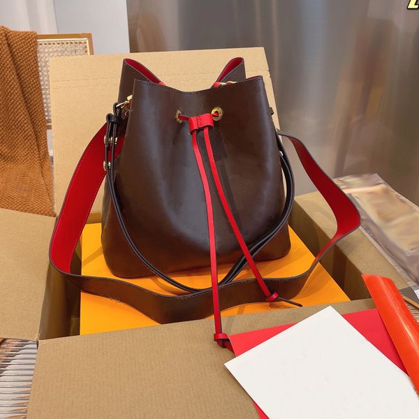 neonoe luxury designer women bags drawstring bucket bag shoulder messenger brand capucines handbags printed leather classic plaid high quali
neonoe luxury designer women bags drawstring bucket bag shoulder messenger brand capucines handbags printed leather classic plaid high quali