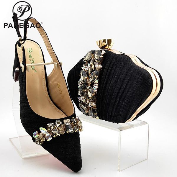 dress shoes african women and bag set in black color peep toe with shinning crystal for garden party
dress shoes african women and bag set in black color peep toe with shinning crystal for garden party