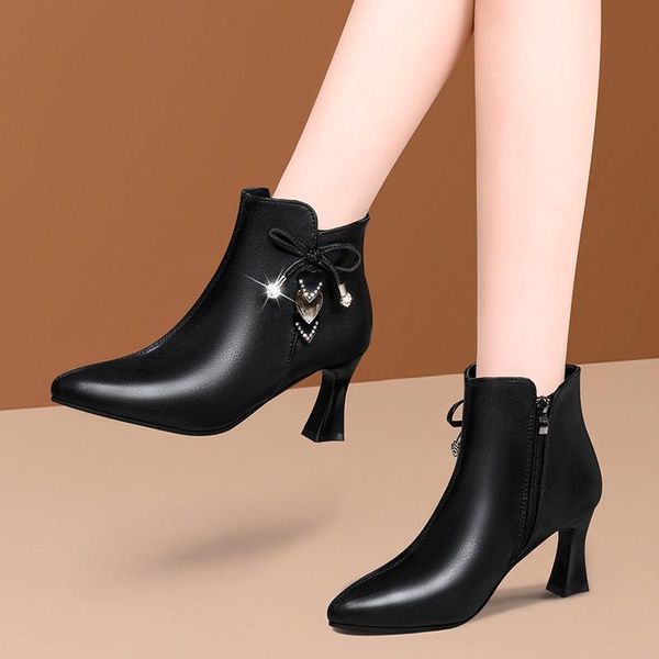 boots 2021 winter autumn women ankle high heels dress shoes rhinestone ladies bowtie pointed toe botas mujer black 8907l
boots 2021 winter autumn women ankle high heels dress shoes rhinestone ladies bowtie pointed toe botas mujer black 8907l