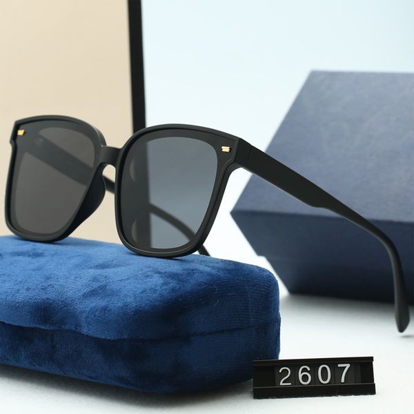 luxury womans sunglass fashion sunglasses mens sun glasses uv protection men designer eyeglass gradient metal hinge women spectacles with bo, White;black
luxury womans sunglass fashion sunglasses mens sun glasses uv protection men designer eyeglass gradient metal hinge women spectacles with bo, White;black