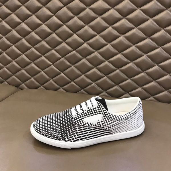designer men shoes luxury thick bottom fashion lace up brand sports shoelace shoe box size 38-45, Red;white
designer men shoes luxury thick bottom fashion lace up brand sports shoelace shoe box size 38-45, Red;white