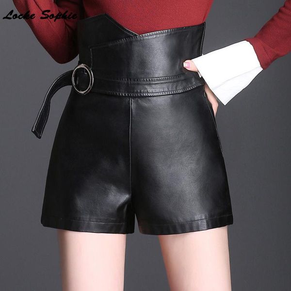 women's shorts 1pcs hight waist skirts women 2021 winter fashion pu leather faux fur splicing irregular short ladies skinny girls, White;black
women's shorts 1pcs hight waist skirts women 2021 winter fashion pu leather faux fur splicing irregular short ladies skinny girls, White;black
