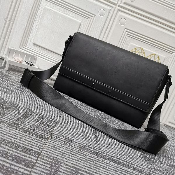 mens designers sprinter messenger bags black leather flower embossing flower outdoor magnetic closure crossbody bagdocument handbag
mens designers sprinter messenger bags black leather flower embossing flower outdoor magnetic closure crossbody bagdocument handbag