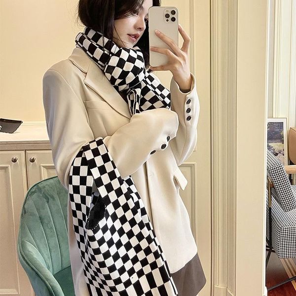 scarves 2021 cotton lady big shawl imitation cashmere scarf autumn and winter thickening warm letter printing, Blue;gray
scarves 2021 cotton lady big shawl imitation cashmere scarf autumn and winter thickening warm letter printing, Blue;gray