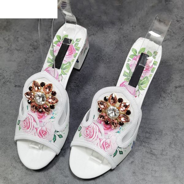 sandals chunky high heel white print slippers women real leather peep toe rhinestone flowers summer party dress shoes 2021 jf, Black
sandals chunky high heel white print slippers women real leather peep toe rhinestone flowers summer party dress shoes 2021 jf, Black
