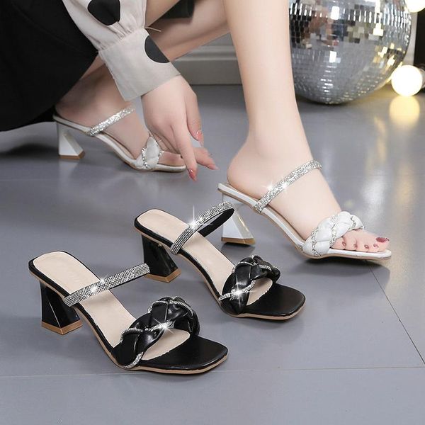 slippers high-heeled shoes lady womens outdoor pantofle luxury slides jelly flip flops med 2021 designer glitter summer soft cry, Black
slippers high-heeled shoes lady womens outdoor pantofle luxury slides jelly flip flops med 2021 designer glitter summer soft cry, Black