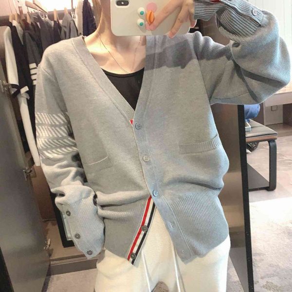 tb dolphin 1296 little whale knitted cardigan women's korean loose sweater men and women, White
tb dolphin 1296 little whale knitted cardigan women's korean loose sweater men and women, White