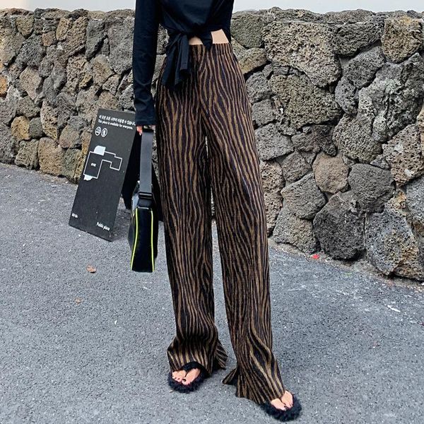 autumn/winter 2021 high-waisted velvet straight tube striped floor length trousers with slit and wide leg for women women's pants & cap, Black;white
autumn/winter 2021 high-waisted velvet straight tube striped floor length trousers with slit and wide leg for women women's pants & cap, Black;white