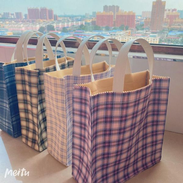 storage bags lattice handbag shopping bag net red women's large capacity tote fashion open square
storage bags lattice handbag shopping bag net red women's large capacity tote fashion open square