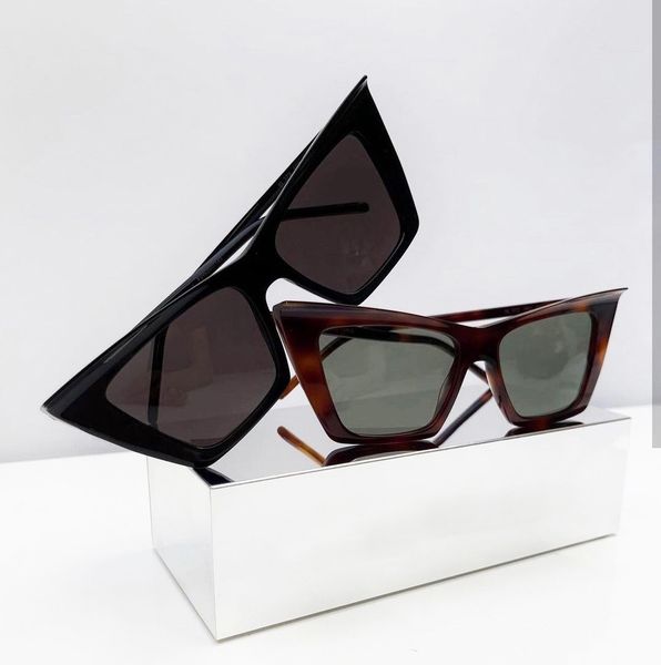 fashion designer 372 sunglasses for women noble charming cat eye glasses avant-garde trend style anti-ultraviolet protection come with box, White;black
fashion designer 372 sunglasses for women noble charming cat eye glasses avant-garde trend style anti-ultraviolet protection come with box, White;black