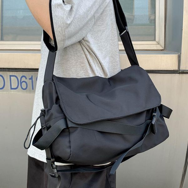 cross body large-capacity bag female college student class messenger 2021 fashion brand original niche shoulder
cross body large-capacity bag female college student class messenger 2021 fashion brand original niche shoulder