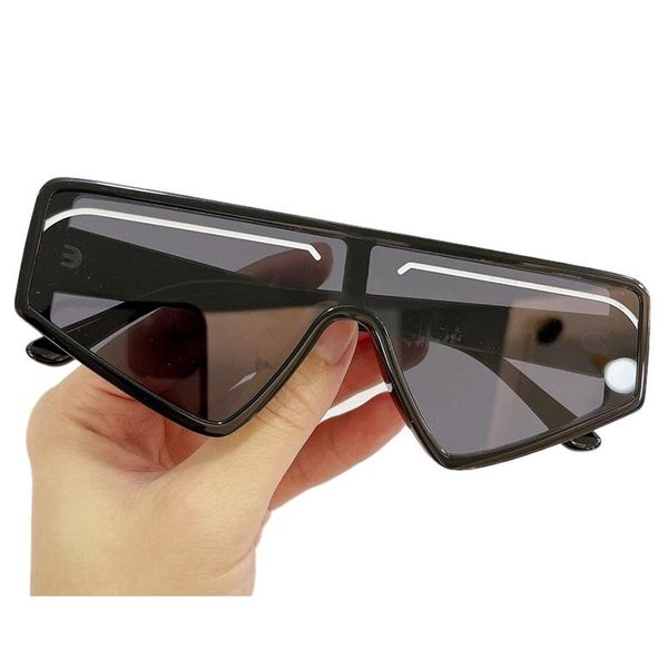 sunglasses 2021 cool triangle trend women mensunglasses design acetate frame mirror gradient shades gafas de sol mujer, White;black
sunglasses 2021 cool triangle trend women mensunglasses design acetate frame mirror gradient shades gafas de sol mujer, White;black