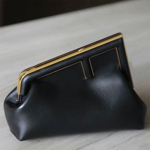 designer bag fend handbags first women luxurys first series handbags metal wrapped dinner handbag single shoulder messenger bbin cz
designer bag fend handbags first women luxurys first series handbags metal wrapped dinner handbag single shoulder messenger bbin cz