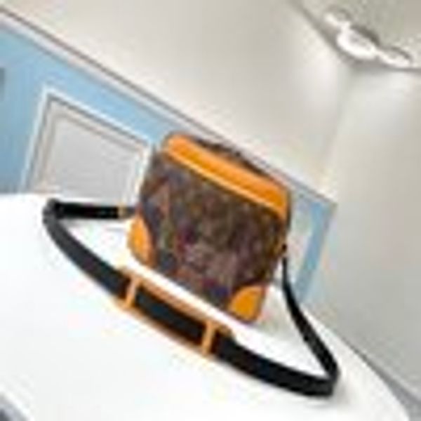 libobo6_1 7dpr m44757 backpacks handbags iconic handles shoulder bags totes cross body bag clutches evening oxidized leather business, Red;black
libobo6_1 7dpr m44757 backpacks handbags iconic handles shoulder bags totes cross body bag clutches evening oxidized leather business, Red;black