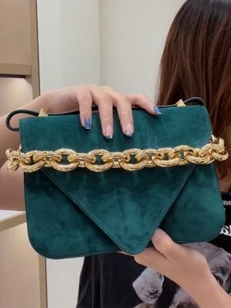 evening bags 2021 autumn and winter gold thick chain organ bag envelope multi-compartment single shoulder portable messenger female
evening bags 2021 autumn and winter gold thick chain organ bag envelope multi-compartment single shoulder portable messenger female