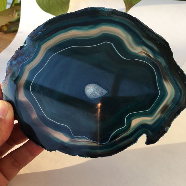 natural agate board crystal chip blue crystal mineral coaster healing healing reiki decoration
natural agate board crystal chip blue crystal mineral coaster healing healing reiki decoration