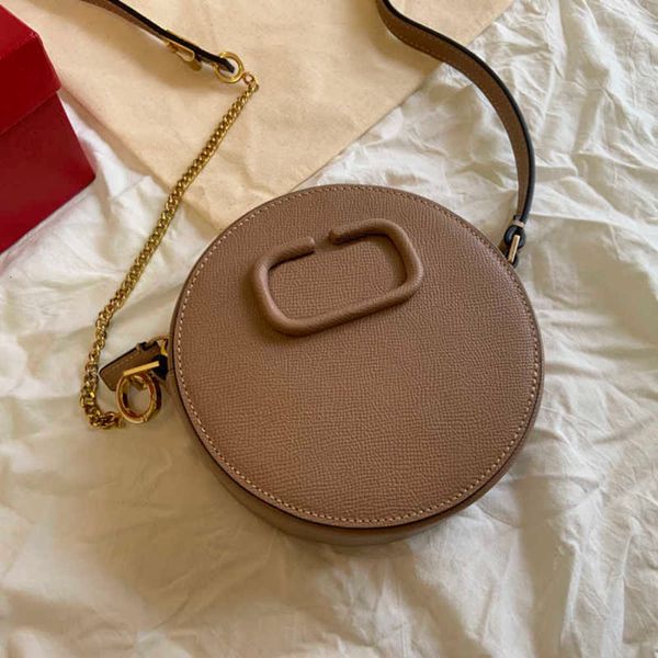 7a+fashion 2021 new style fashion bags 7788 cowhide vintage bronzing effect craft handles accessories genuine leather fashion atmosphere sho
7a+fashion 2021 new style fashion bags 7788 cowhide vintage bronzing effect craft handles accessories genuine leather fashion atmosphere sho