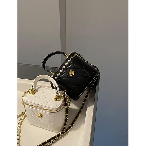 evening bags all-match crossbody bag women's 2021 fashion rhombus chain minority portable small square
evening bags all-match crossbody bag women's 2021 fashion rhombus chain minority portable small square