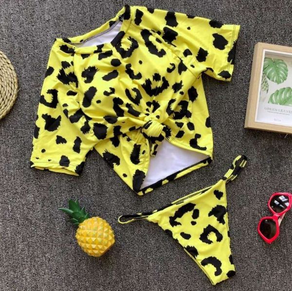 retro selling crazy front tie knot t-shirt crop bikini bathing suit female swimsuit micro thong swimwear women set, Red;black
retro selling crazy front tie knot t-shirt crop bikini bathing suit female swimsuit micro thong swimwear women set, Red;black