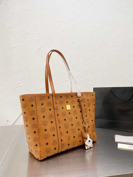 designer bags handbags crossbody bag purse 2021 backpack wallet luxury simple brand brown classic large-capacity hand
designer bags handbags crossbody bag purse 2021 backpack wallet luxury simple brand brown classic large-capacity hand