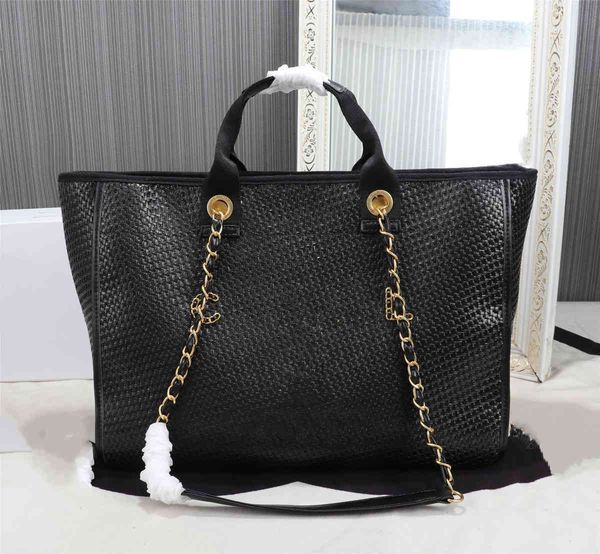 handbag luxurys bags designer tote bag branded crossbody chip version of the portable series or weekend trip jungle big material color
handbag luxurys bags designer tote bag branded crossbody chip version of the portable series or weekend trip jungle big material color