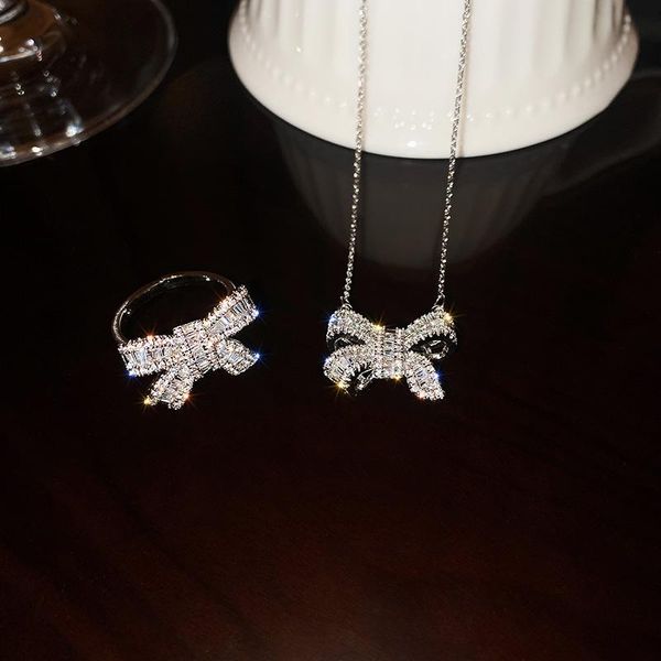 temperament female clavicle chain jewelry korean exquisite simple rhinestones bowknot necklace fashion women's accessories pendant neck, Silver
temperament female clavicle chain jewelry korean exquisite simple rhinestones bowknot necklace fashion women's accessories pendant neck, Silver