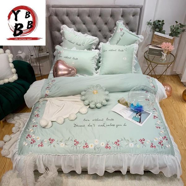 bedding sets egyptian cotton embroidery king wedding duvet cover bed sheet pillowcases 4pcs lace luxury bedclothes
bedding sets egyptian cotton embroidery king wedding duvet cover bed sheet pillowcases 4pcs lace luxury bedclothes