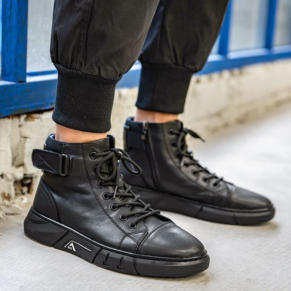 men's autumn 2021 high versatile casual board leather men's motorcycle fashion sho british work cloth martin, Black
men's autumn 2021 high versatile casual board leather men's motorcycle fashion sho british work cloth martin, Black