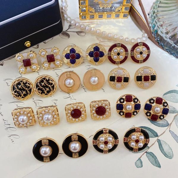 stud 11 designs classic flower enamel earrings for women boho statement geometric earring fashion jewelry 2021 brincos, Golden;silver
stud 11 designs classic flower enamel earrings for women boho statement geometric earring fashion jewelry 2021 brincos, Golden;silver