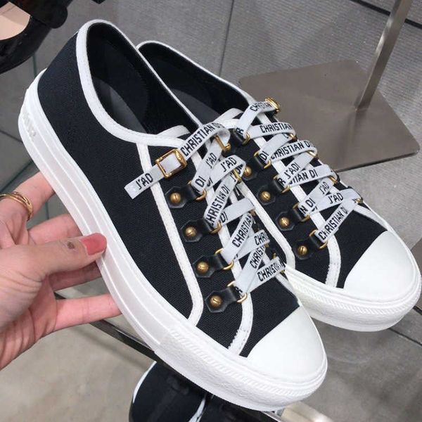 d family black letter board shoes women's spring thin low casual breathable high version canvas 2021 style
d family black letter board shoes women's spring thin low casual breathable high version canvas 2021 style