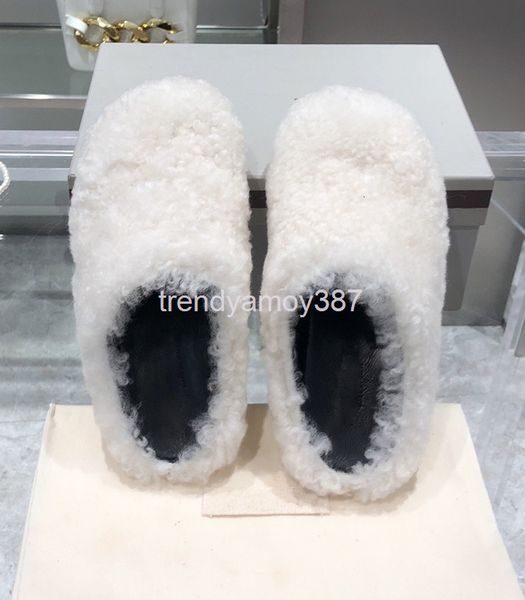 boots winter wool shoes women's flat bottomed home warm cotton wear net red and cashmere lamb slippers outside, Black
boots winter wool shoes women's flat bottomed home warm cotton wear net red and cashmere lamb slippers outside, Black