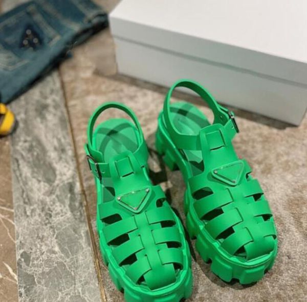 2022 foam rubber sandals wheel sole slippers fashion classic platform designer luxurious women roman shoes casual lady beach sandals with bo, Black
2022 foam rubber sandals wheel sole slippers fashion classic platform designer luxurious women roman shoes casual lady beach sandals with bo, Black