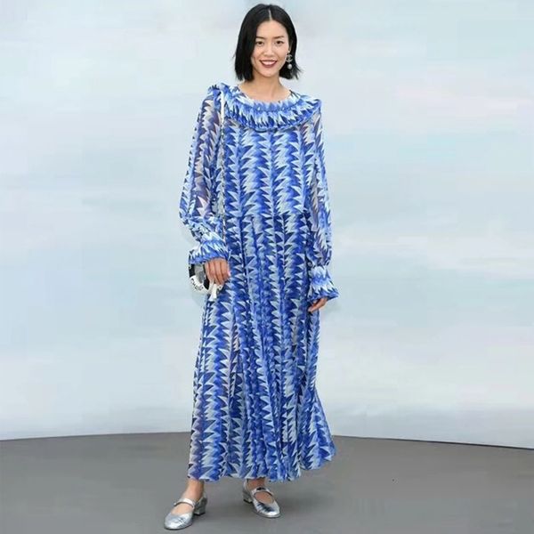 two piece dress europe and america show fashion high-quality chiffon print + sling dress set mtkb, White
two piece dress europe and america show fashion high-quality chiffon print + sling dress set mtkb, White