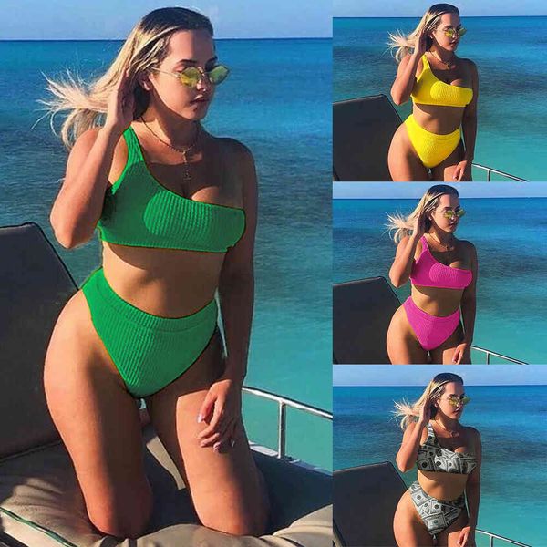 bikini suit 2020 new solid color personality one shoulder split swimsuit two piece backless, White;black
bikini suit 2020 new solid color personality one shoulder split swimsuit two piece backless, White;black