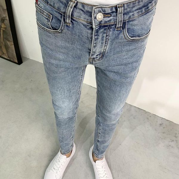 men's jeans wholesale light blue basic fashion slim trousers trend embroidered feet pants stretch teenager ankle length
men's jeans wholesale light blue basic fashion slim trousers trend embroidered feet pants stretch teenager ankle length