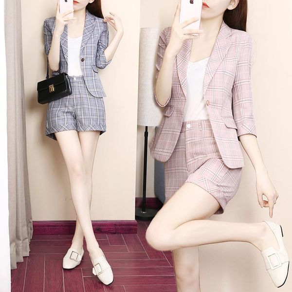 women's tracksuits two piece set and pants spring summer fashion 7 points sleeve plaid suit female temperament shorts two-piece, Gray
women's tracksuits two piece set and pants spring summer fashion 7 points sleeve plaid suit female temperament shorts two-piece, Gray