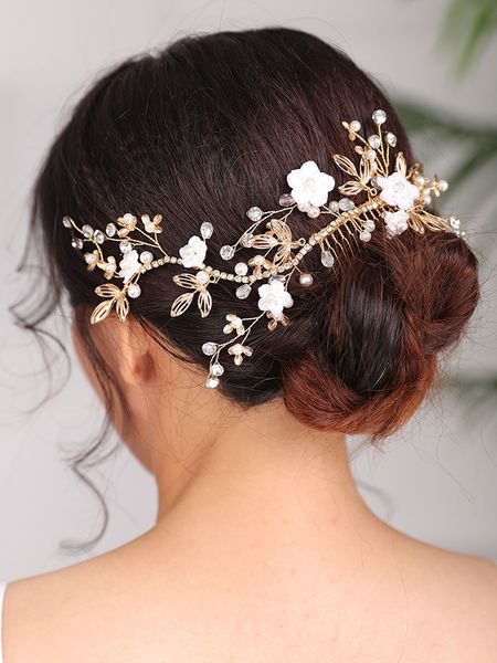 2021 New Arrival Handmade Gold Flower Hair comb Vintage Headpieces hair accessories for women wedding bride to be Headwear
2021 New Arrival Handmade Gold Flower Hair comb Vintage Headpieces hair accessories for women wedding bride to be Headwear
