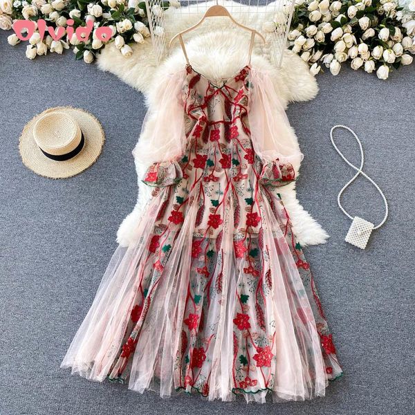 casual dresses elegant luxury floral dress summer autumn sling strapless mesh puff sleeve stitching embroidery fairy grunge woman clothes, Black;gray
casual dresses elegant luxury floral dress summer autumn sling strapless mesh puff sleeve stitching embroidery fairy grunge woman clothes, Black;gray