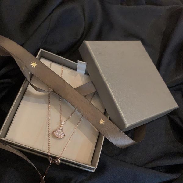 chains lalaland original fashion brand women female jewelry necklace summer quality rose gold diamond fan luxury chain logo, Silver
chains lalaland original fashion brand women female jewelry necklace summer quality rose gold diamond fan luxury chain logo, Silver
