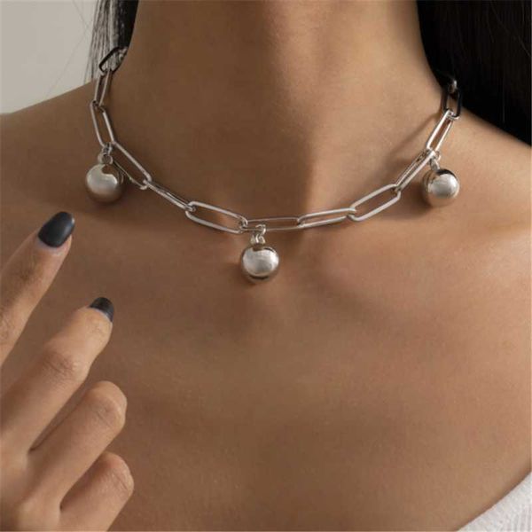 vintage ccb clavicle chain necklace 2021 fashion ball pendant gold silver color chokers necklaces women jewelry, Golden;silver
vintage ccb clavicle chain necklace 2021 fashion ball pendant gold silver color chokers necklaces women jewelry, Golden;silver