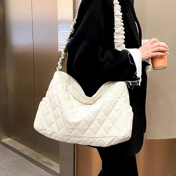 handbag women luxurys designers bags 2021 crossbody bag for capacity female big npurse louisbags_18 zhouzhoubao123
handbag women luxurys designers bags 2021 crossbody bag for capacity female big npurse louisbags_18 zhouzhoubao123