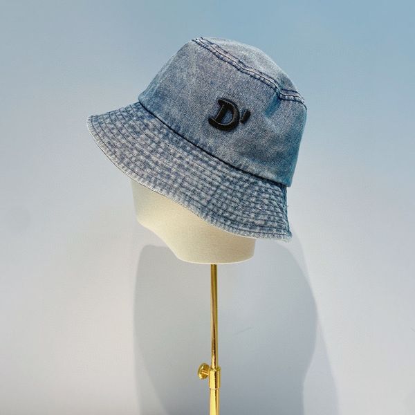 designer bucket hat fashionable cowboy hats all seasons cap 2 colors for man women good quality, Blue;gray
designer bucket hat fashionable cowboy hats all seasons cap 2 colors for man women good quality, Blue;gray